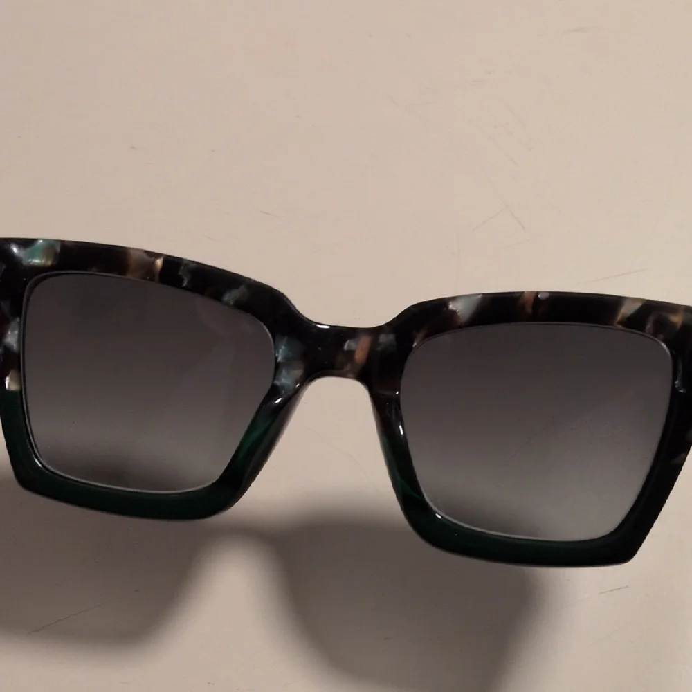 Warby Parker Tortoise Shell Prescription‎ Sunglasses